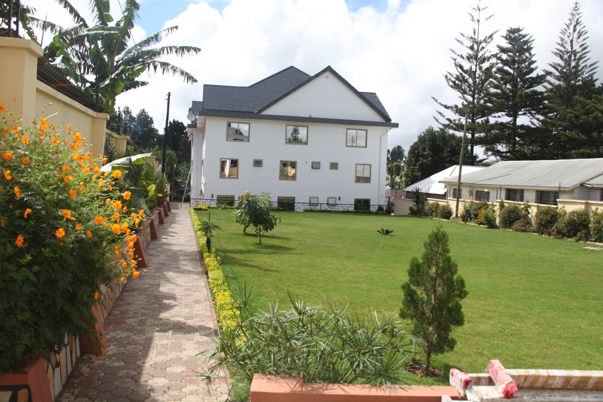 Merves Hotel Arusza Zewnętrze zdjęcie